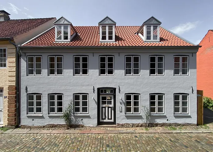 5, Schlaf-gut-johannis, * Flensburg